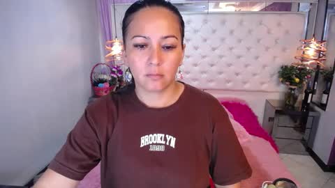 Snapshot of georgina_mussk chatting on December 23, 8:47 pm Georgina online show from December 23, 8:47 pm