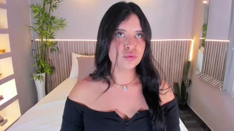 GeorginaReyes  online show from February 2, 10:31 pm