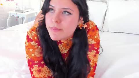 GeorginaReyes  online show from February 19, 11:25 pm