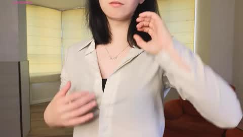 Snapshot of georginatrue chatting on October 13, 3:42 am My name is Kelly online show from October 13, 3:42 am