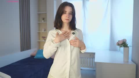 Snapshot of georginatrue chatting on September 27, 3:47 am My name is Kelly online show from September 27, 3:47 am