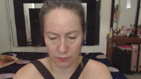 Snapshot of geral_bhri chatting on October 15, 1:52 am geral bhri online show from October 15, 1:52 am