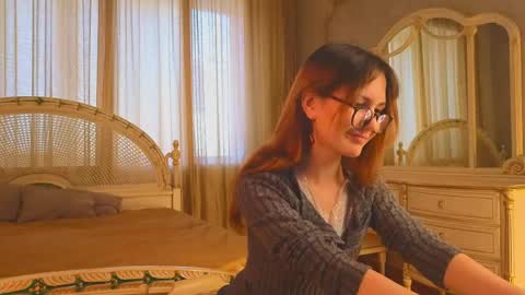 Kristy online show from May 7, 1:48 pm