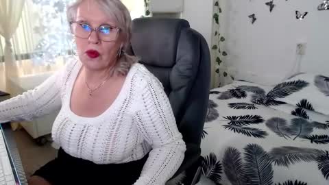 Ghertrudequeen online show from March 22, 8:42 am