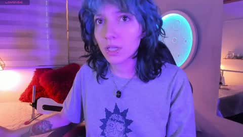 Allison  online show from June 1, 8:43 pm