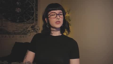 ghoticspectre online show from March 1, 5:01 pm