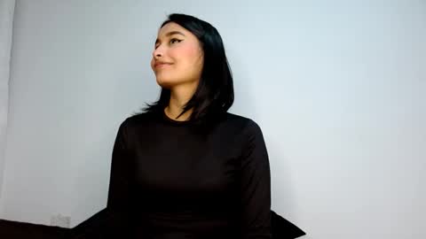 Snapshot of gia_lee10 chatting on October 11, 3:00 am Gia Lee online show from October 11, 3:00 am