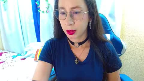 Snapshot of gia_leinn chatting on October 20, 8:56 pm Gia online show from October 20, 8:56 pm
