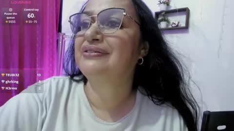 nahomi online show from November 8, 2:05 am