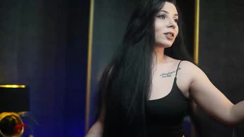  Gia  online show from March 11, 9:50 pm