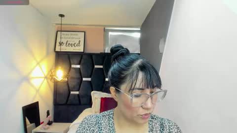 Snapshot of giafox_ chatting on October 19, 2:30 pm G I A FOX online show from October 19, 2:30 pm