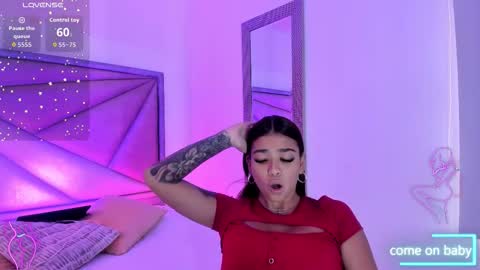 Gia  online show from October 17, 7:28 pm