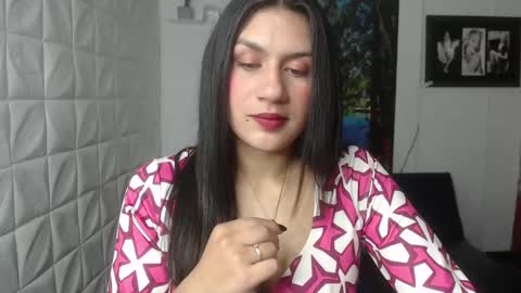 Snapshot of gigi_gilt_ chatting on March 6, 3:13 am Gigi 3 online show from March 6, 3:13 am
