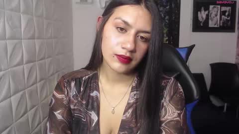 Snapshot of gigi_gilt_ chatting on February 25, 4:14 am Gigi 3 online show from February 25, 4:14 am