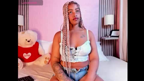 gigi_mane online show from November 10, 10:27 pm