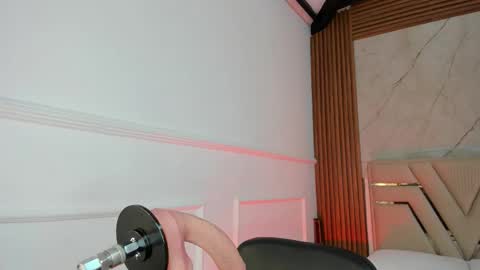 Gigi Doll online show from March 25, 11:35 am