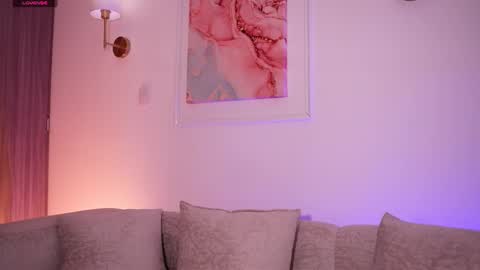 Snapshot of gigilee_ chatting on February 20, 8:14 pm GIGI online show from February 20, 8:14 pm