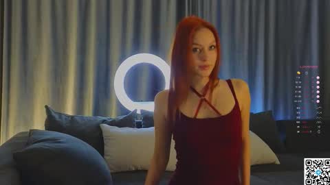 Stacy online show from September 17, 6:06 pm