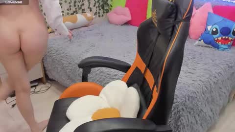 Gina online show from June 3, 2:45 am
