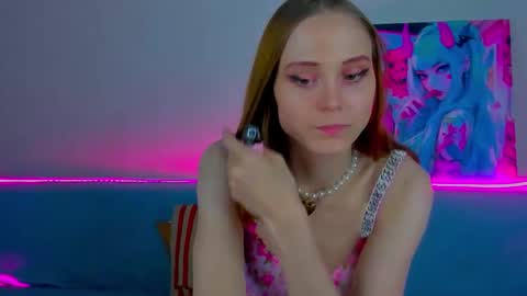 Gina online show from September 30, 12:22 pm