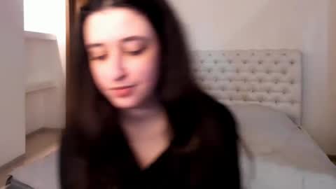 Snapshot of ginablum chatting on February 9, 10:42 am Kate online show from February 9, 10:42 am