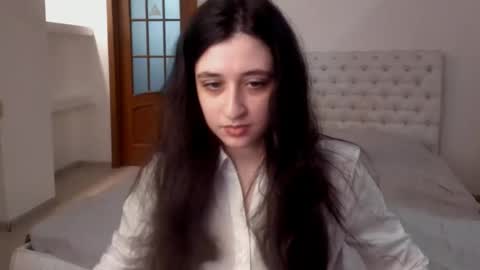 Snapshot of ginablum chatting on February 1, 1:51 pm Kate online show from February 1, 1:51 pm