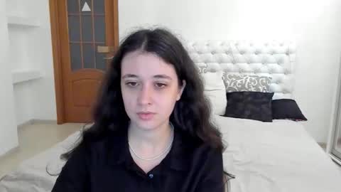 Snapshot of ginablum chatting on September 18, 12:37 pm Kate online show from September 18, 12:37 pm