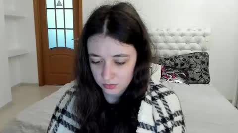 Snapshot of ginablum chatting on October 4, 9:37 am Kate online show from October 4, 9:37 am