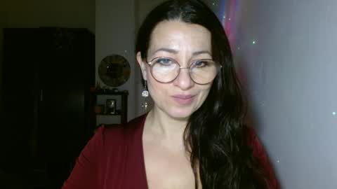 Snapshot of ginaoneon chatting on February 24, 9:41 pm GinaONeon online show from February 24, 9:41 pm