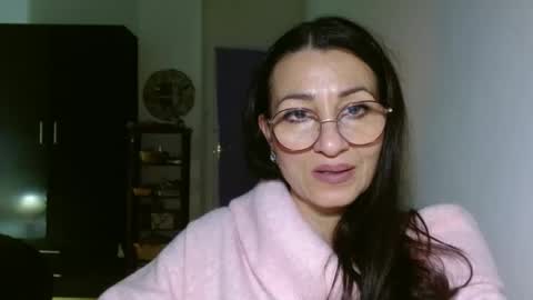 Snapshot of ginaoneon chatting on December 20, 8:12 pm GinaONeon online show from December 20, 8:12 pm