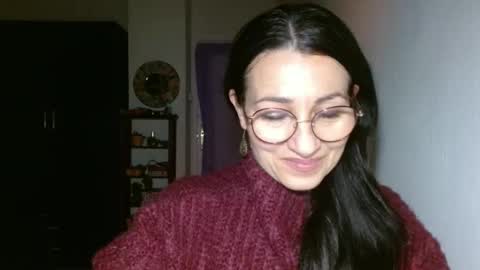 Snapshot of ginaoneon chatting on December 18, 8:25 pm GinaONeon online show from December 18, 8:25 pm