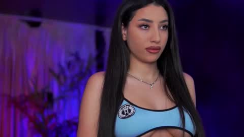 Gina online show from September 30, 6:46 pm