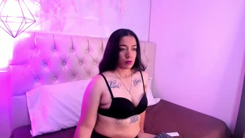 Ginebra online show from November 4, 2:00 pm