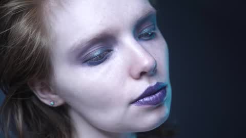        im expecting 350 thumbs up on my altar   online show from November 3, 10:03 pm