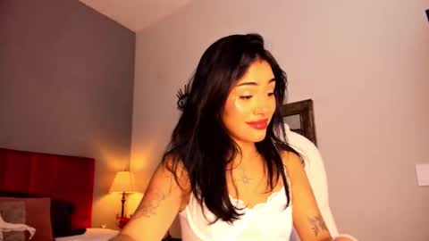 Giovanna  online show from November 30, 7:45 am