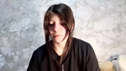 girl_cute007 online show from March 8, 9:18 pm