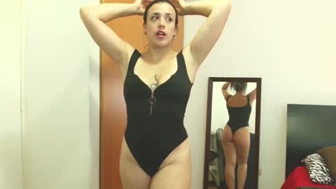 Snapshot of girl_power21 chatting on October 15, 6:21 pm Andra online show from October 15, 6:21 pm