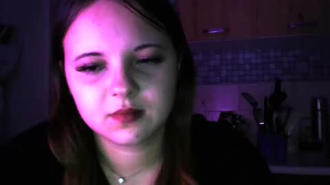 girl_shy07 online show from December 2, 10:12 pm