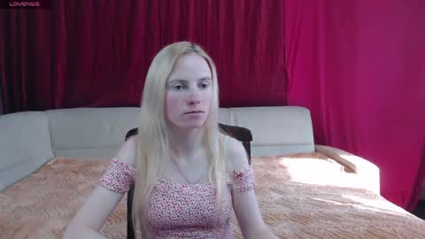 Katia online show from April 19, 1:00 pm