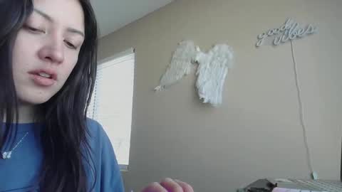 Jasmine online show from February 1, 4:39 pm