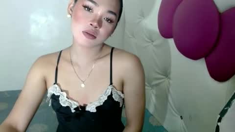 Snapshot of girlsweet_preciousxoxo chatting on October 5, 3:17 pm Precious online show from October 5, 3:17 pm