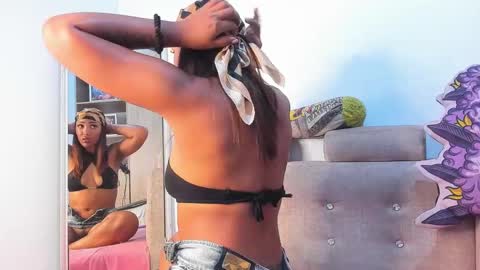 GiuliaCash online show from September 23, 12:36 pm