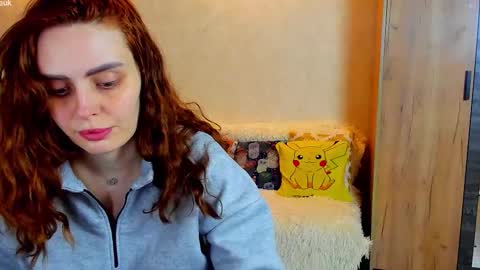 Gloria Wood online show from February 9, 6:21 pm