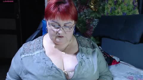 Snapshot of goddess57 chatting on February 22, 6:48 pm Goddess online show from February 22, 6:48 pm