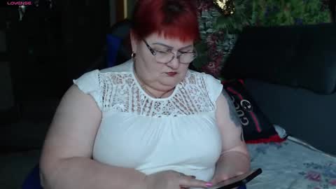 Snapshot of goddess57 chatting on February 22, 5:34 am Goddess online show from February 22, 5:34 am