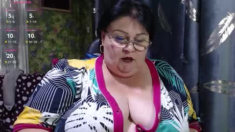 Snapshot of goddess57 chatting on October 1, 9:14 am Goddess online show from October 1, 9:14 am