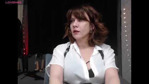 Snapshot of goddess_orsa chatting on February 3, 3:49 pm Orsa online show from February 3, 3:49 pm