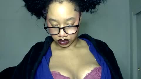 Goddess Daisy Sky online show from December 18, 5:45 am