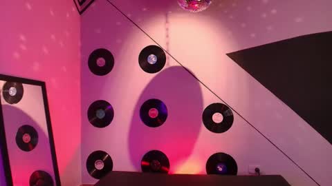 Julieta online show from February 15, 6:40 pm