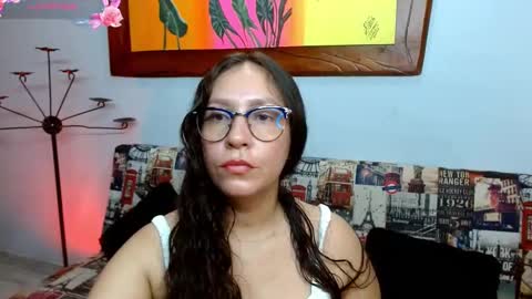  Naih Reyes online show from September 27, 9:22 pm